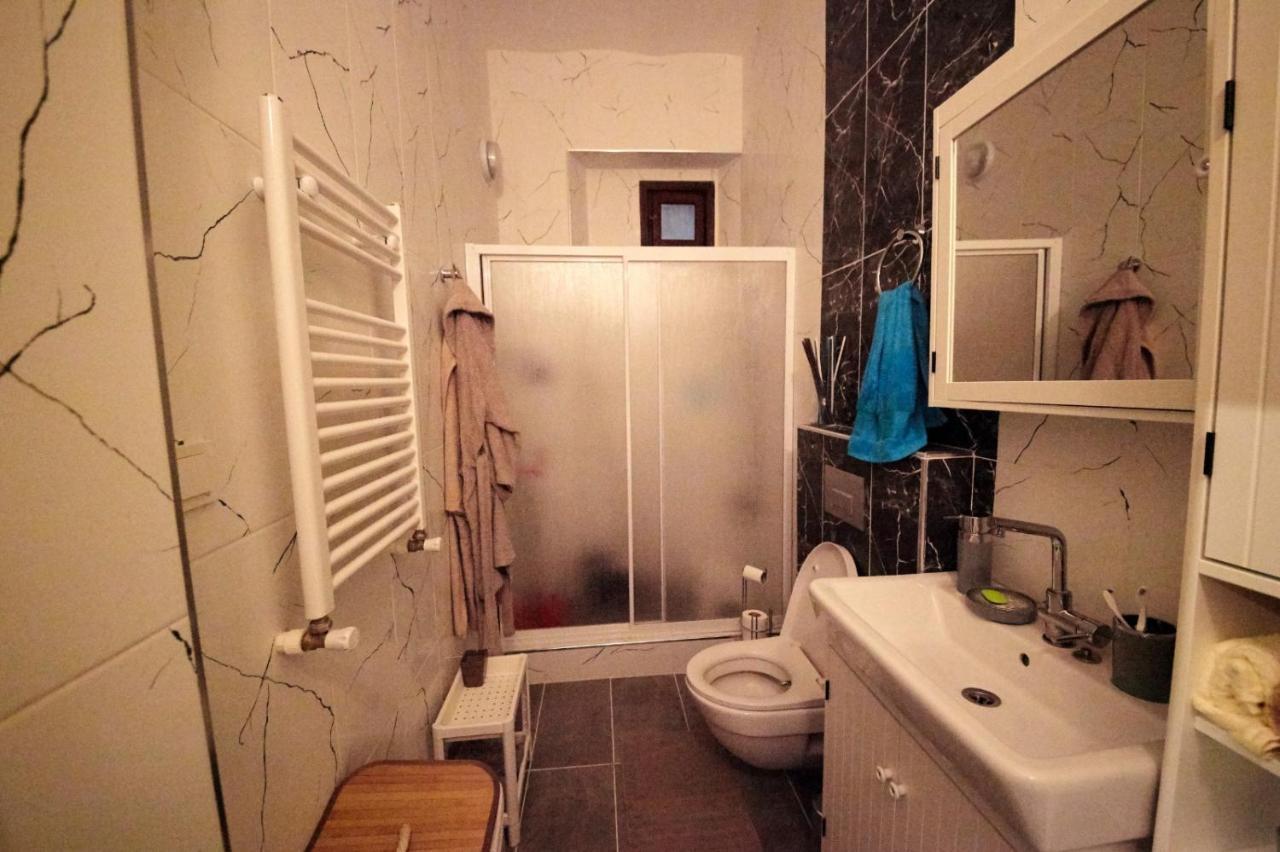 Studio At The Heart Of Taksim Apartment Istanbul Exterior photo